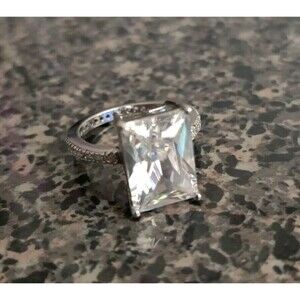 VINTAGE DESIGNER GM 925 STERLING SILVER Emerald Cut STONE BAND RING 8